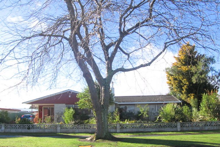 Photo of property in 19 Dundee Drive, Flaxmere, Hastings, 4120