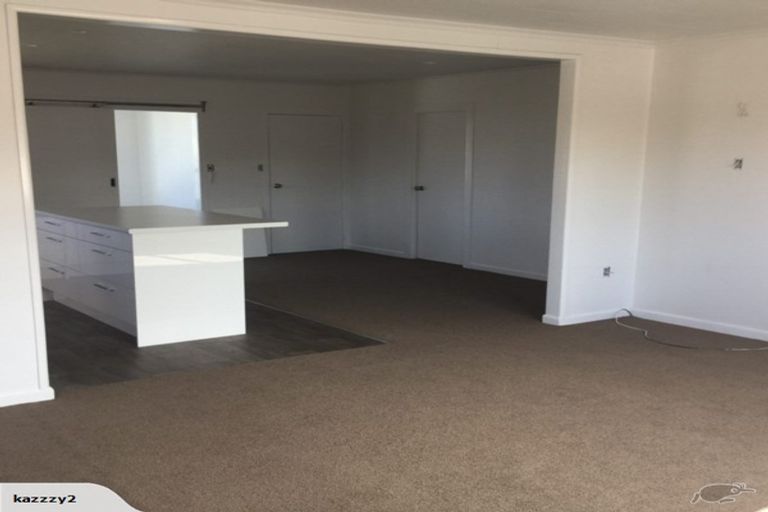 Photo of property in 27 Elizabeth Street, Orewa, 0931