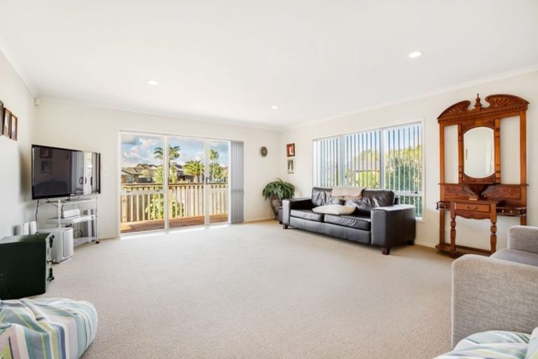 Photo of property in 1 Eastside Drive, Pukekohe, 2120