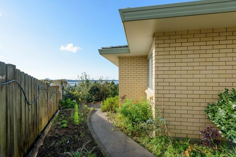 Photo of property in 7 Oakland Way, Welcome Bay, Tauranga, 3112