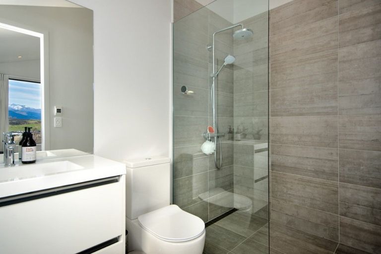 Photo of property in 23 Double Cone Road, Jacks Point, Queenstown, 9371