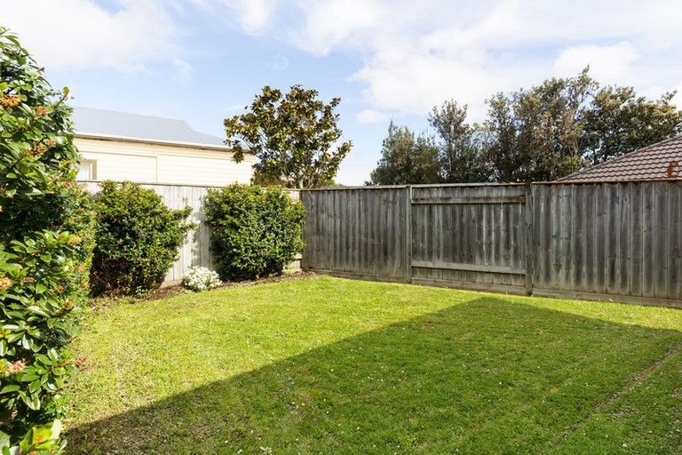 Photo of property in 68 James Line, Kelvin Grove, Palmerston North, 4414