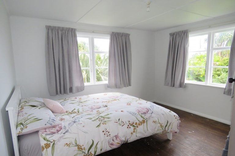 Photo of property in 4 Main Rd Ngakawau, Ngakawau, 7824