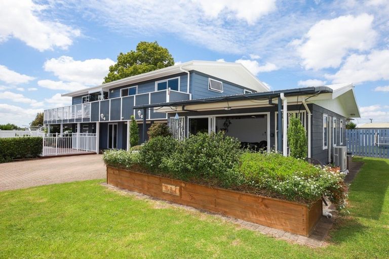 Photo of property in 1 Morrow Avenue, St Andrews, Hamilton, 3200