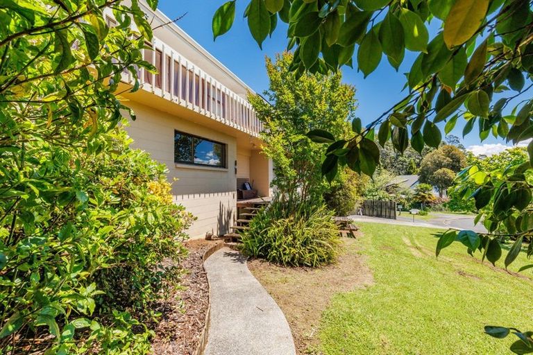 Photo of property in 25 Puketiro Place, Paihia, 0200