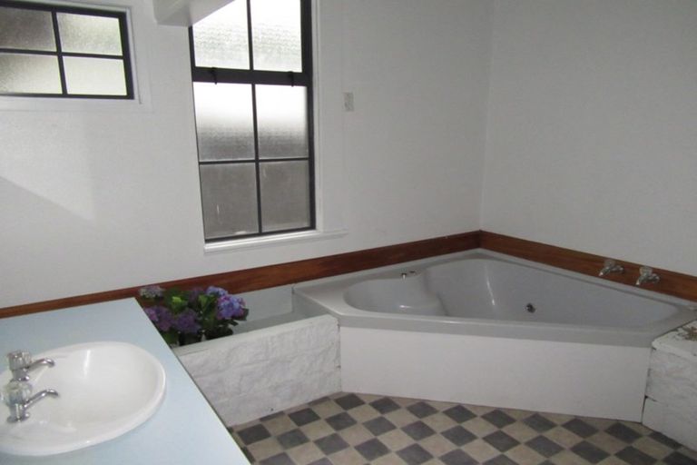 Photo of property in 124 Rutene Road, Kaiti, Gisborne, 4010