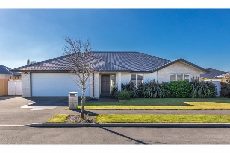 Photo of property in 12 Richmond Avenue, Halswell, Christchurch, 8025