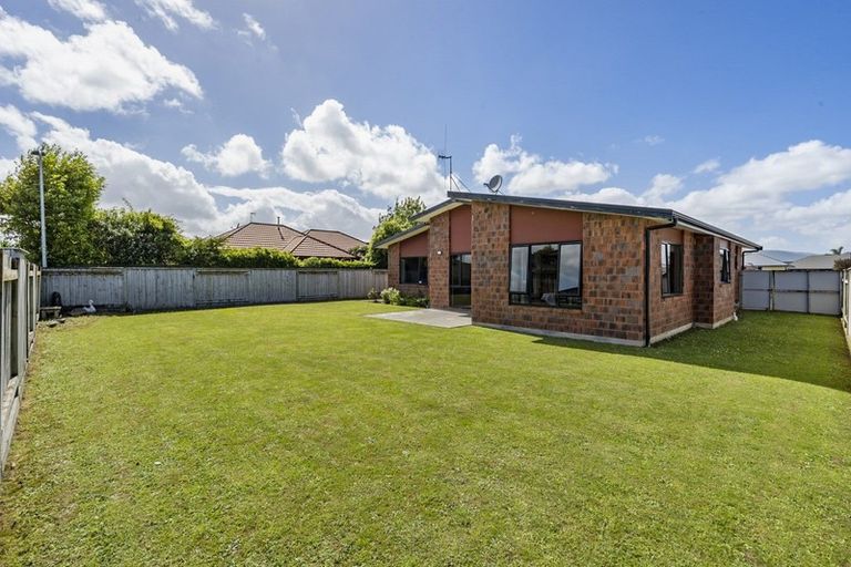 Photo of property in 21 Brooklyn Heights Drive, Kelvin Grove, Palmerston North, 4414