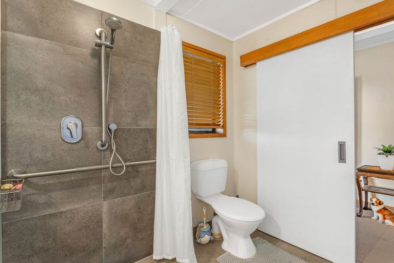 Photo of property in 242 Baylys Coast Road, Dargaville, 0377