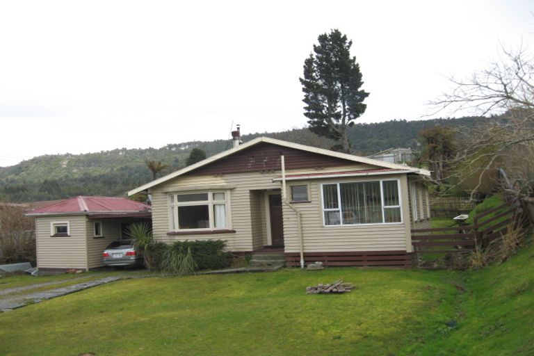 Photo of property in 61 Ranfurly Street, Runanga, 7803