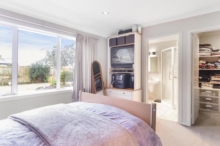 Photo of property in 15 Burr Street, Cambridge, 3434