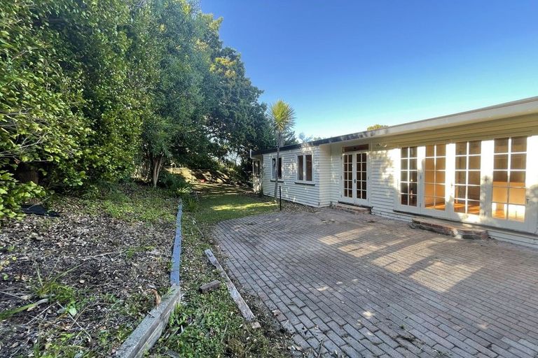 Photo of property in 47 Seaton Road, Murrays Bay, Auckland, 0630