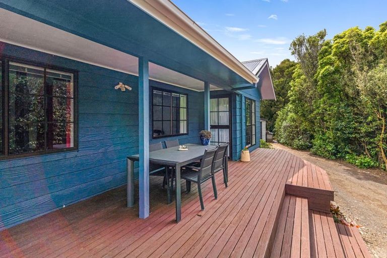 Photo of property in 21 Greenfield Road, Pollok, Waiuku, 2684