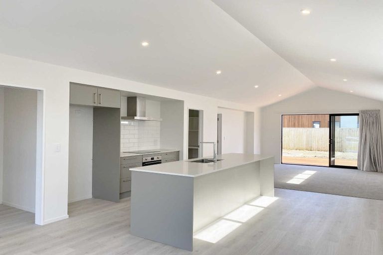 Photo of property in 8 Helen Place, Halswell, Christchurch, 8025