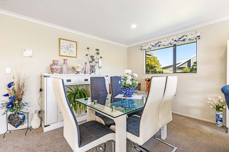 Photo of property in 19 De Castro Drive, Blenheim, 7201