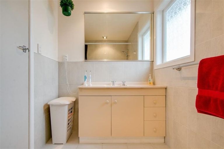 Photo of property in 11 Dinwiddie Avenue, Onekawa, Napier, 4110