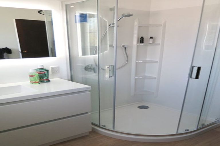 Photo of property in 64 Princes Street, Cambridge, 3434