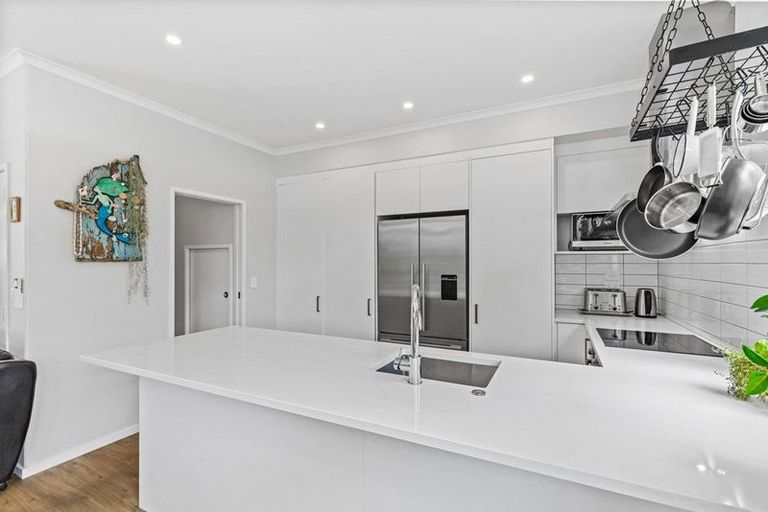 Photo of property in 30 Grey Warbler Road, Hobsonville, Auckland, 0616