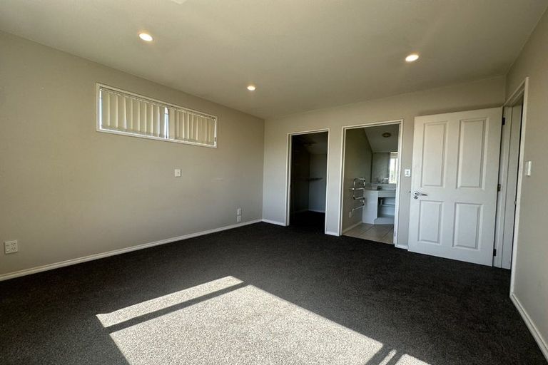 Photo of property in 7a Westburn Terrace, Burnside, Christchurch, 8041