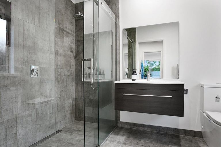 Photo of property in 8 Richards Street, Cambridge, 3434