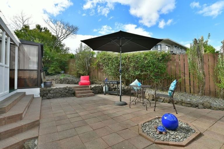Photo of property in 328 Whangaparaoa Road, Stanmore Bay, Whangaparaoa, 0932