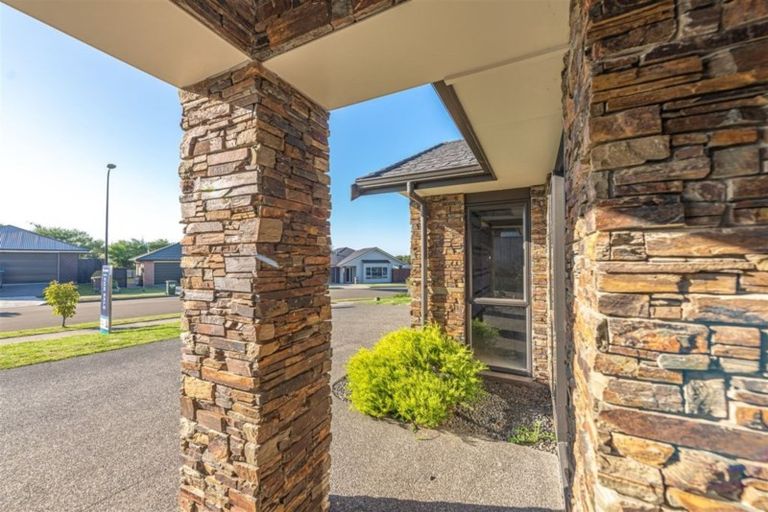 Photo of property in 33 Edith Collier Drive, Otamatea, Whanganui, 4500