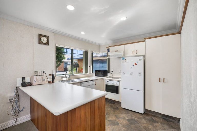 Photo of property in 6 Pemberton Way, Greerton, Tauranga, 3112
