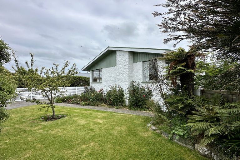 Photo of property in 46 Cunningham Street, Grasmere, Invercargill, 9810