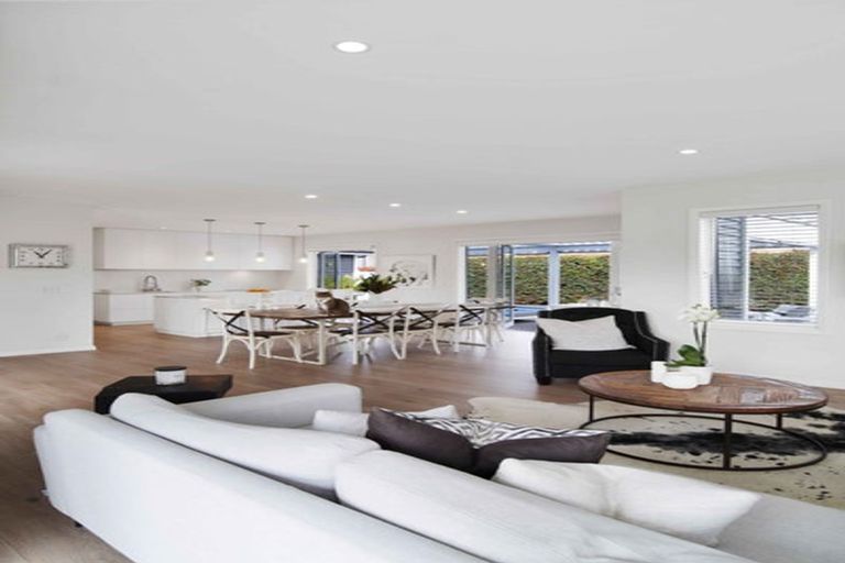 Photo of property in 19 Hinau Road, Karaka, Papakura, 2113