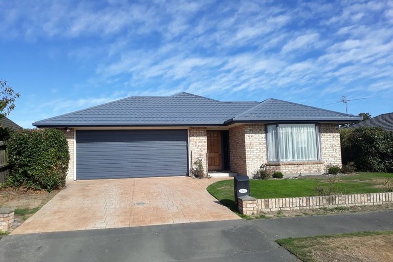Photo of property in 1 Jerez Place, Hei Hei, Christchurch, 8042