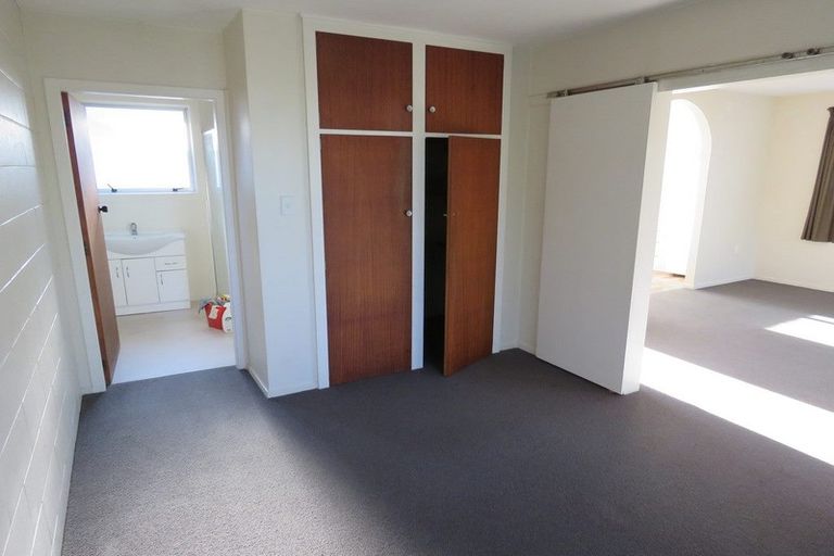 Photo of property in 158 Yaldhurst Road, Sockburn, Christchurch, 8042