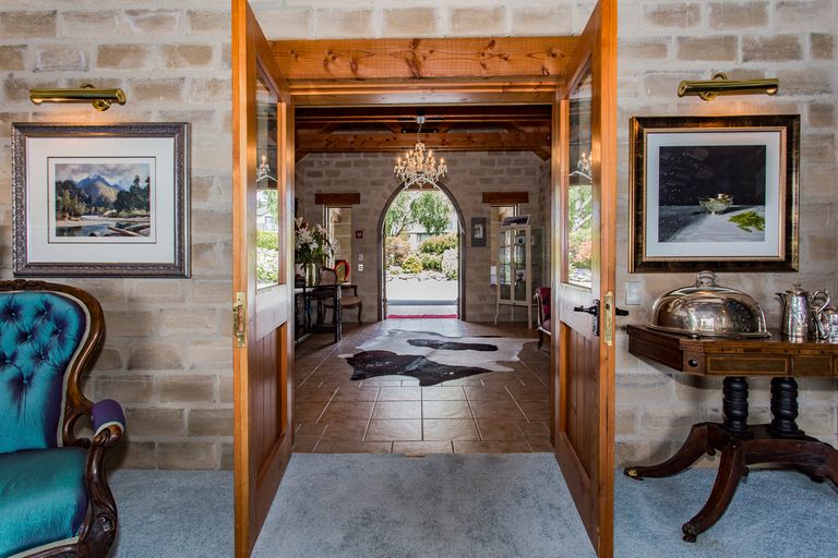 Photo of property in 24 Aorangi Crescent, Lake Tekapo, 7999