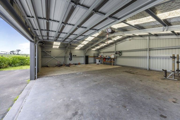 Photo of property in 20 Kiri Road, Te Kiri, Opunake, 4682