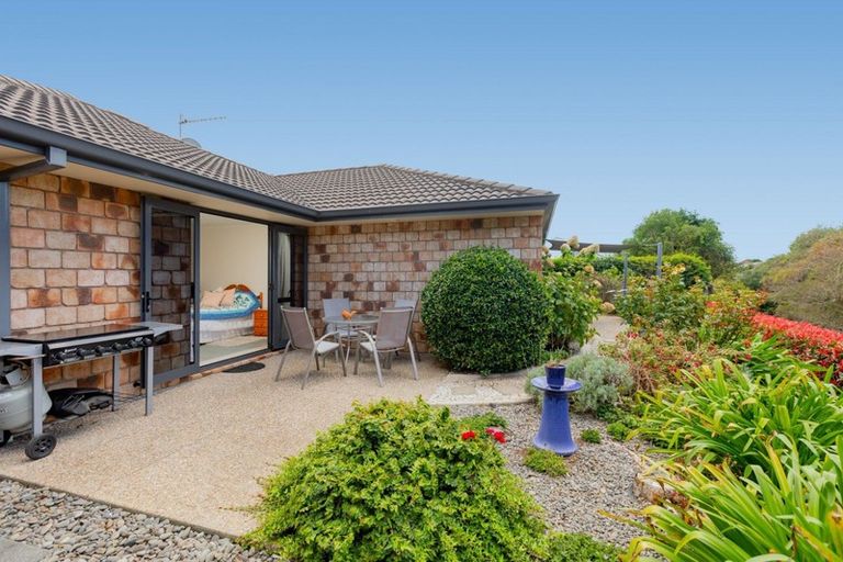 Photo of property in 19 Horsley Grove, Pyes Pa, Tauranga, 3112