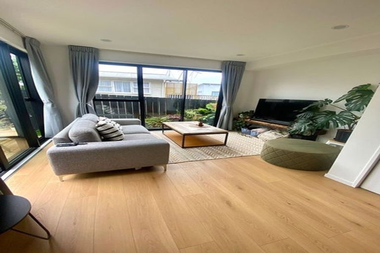 Photo of property in 3/28 Lavelle Road, Henderson, Auckland, 0612