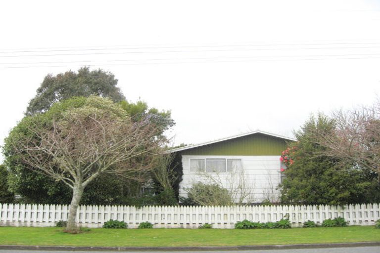 Photo of property in 529 Richmond Road, Lepperton, New Plymouth, 4373