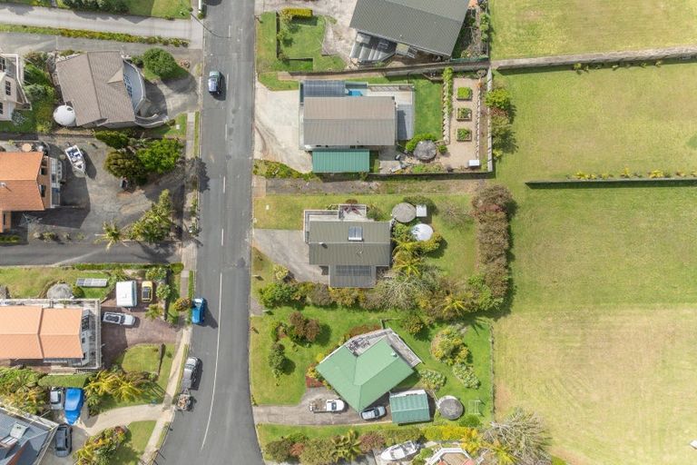 Photo of property in 38 Stratford Drive, Cable Bay, 0420