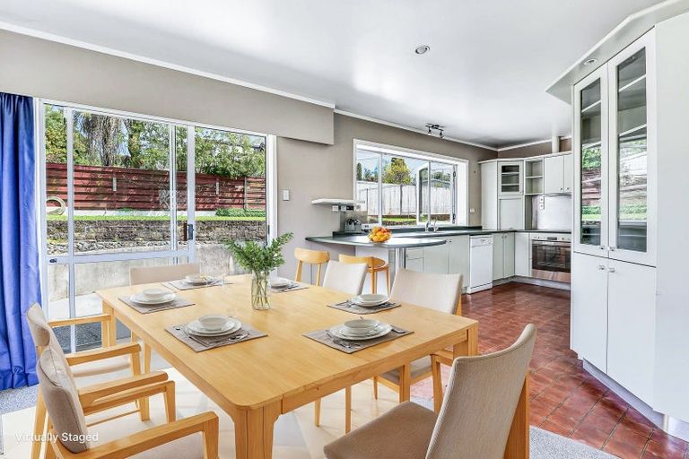 Photo of property in 14 Ross View Terrace, Dinsdale, Hamilton, 3204