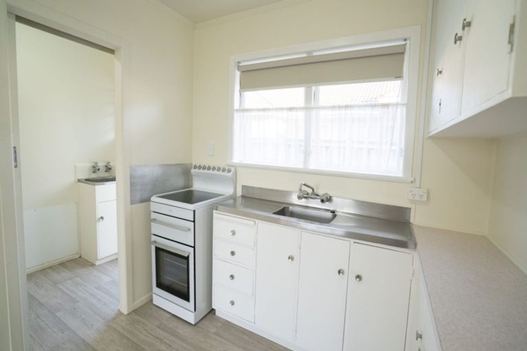 Photo of property in 2/75 Wallace Road, Papatoetoe, Auckland, 2025