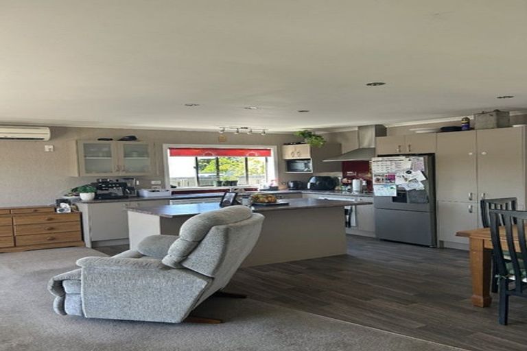 Photo of property in 100 Murphy Road, Taradale, Napier, 4112