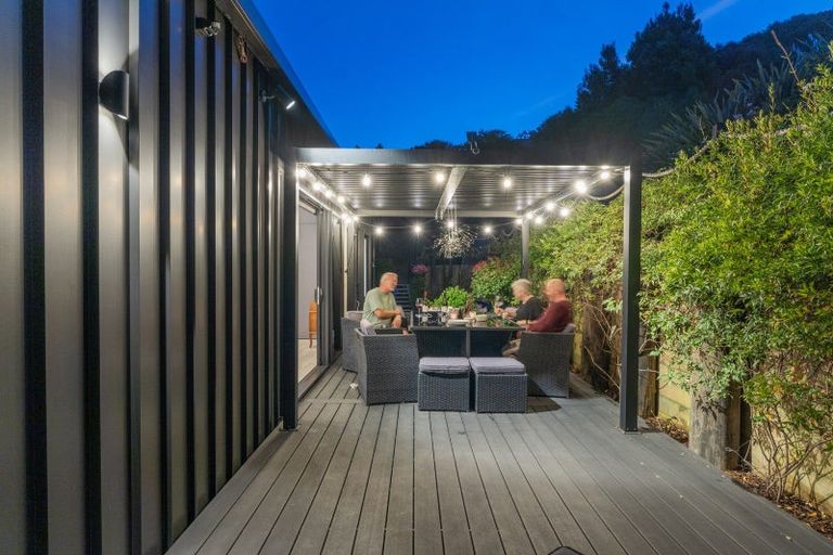 Photo of property in 36 Spikes Way, Whitianga, 3510