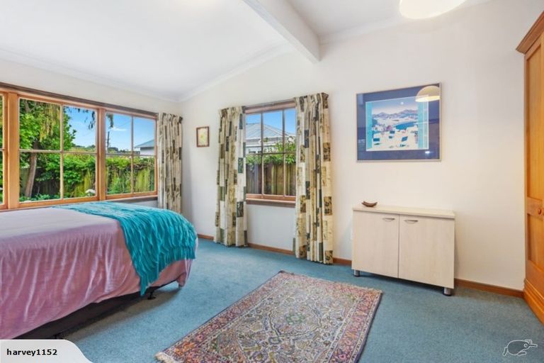 Photo of property in 21 Bay View Road, Moncks Bay, Christchurch, 8081