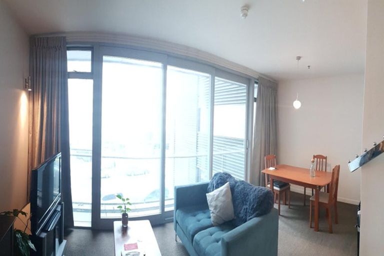 Photo of property in Montreaux, 164 The Terrace, Wellington Central, Wellington, 6011