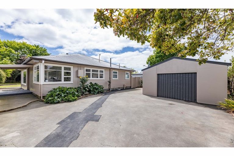 Photo of property in 15 Voss Street, Shirley, Christchurch, 8013