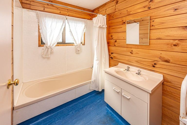 Photo of property in 52 Heads Road, Gonville, Wanganui, 4501