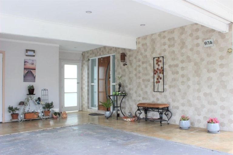 Photo of property in 1/97a Nile Road, Milford, Auckland, 0620