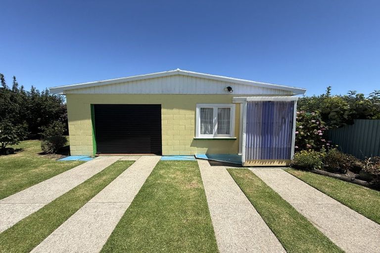 Photo of property in 61 Browne Street, Waitara, 4320
