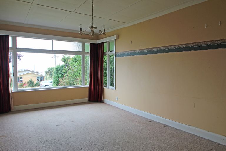Photo of property in 16 Greta Street, South Hill, Oamaru, 9400