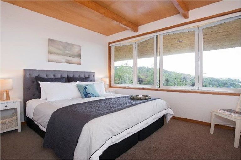 Photo of property in 72 School Road, Paihia, 0200