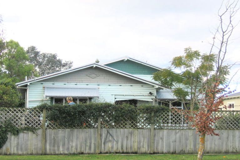 Photo of property in 709 Avenue Road West, Saint Leonards, Hastings, 4120